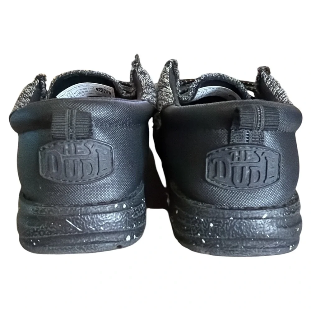 HEYDUDE Black Wally Youth Tri Nightfall Casual Slip-On Shoes – Size Y3